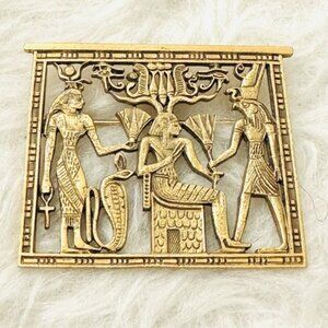 Vintage 1989 Egyptian Scene gold brooch.